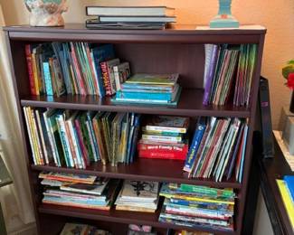 4-Shelf Bookcase