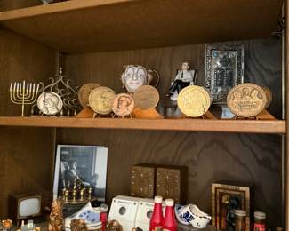 Collection of Assorted Commemorative Medals, Judaica, and Miniature Collectibles