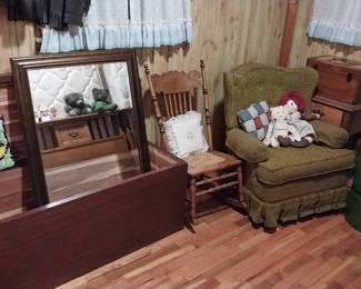 cedar chest, arm chair, vinyl ottomans, mushroom decor, wood boxes