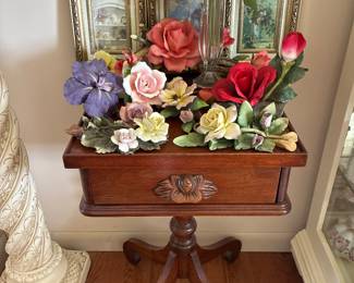 Lot of 5 Vintage Capodimonte flower figurines