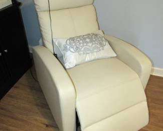 New Massage recliner