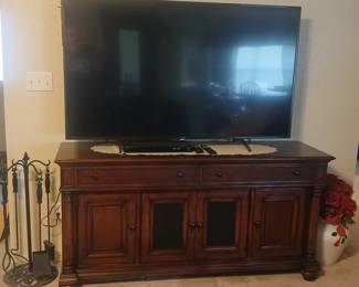Thomasville media console & 64" Flat Screen TV