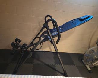 Tilt table