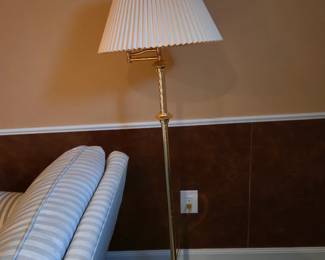 Floor lamp