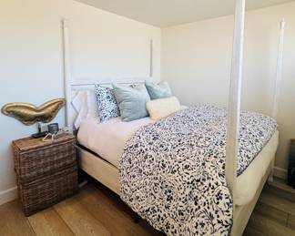 Blue&white bedding