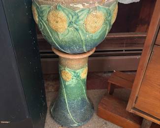 Roseville pedestal and pot