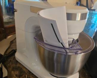 Mixer (Never Used)