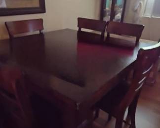 Cherrywood Table w/Leaf Expansion Seats 6