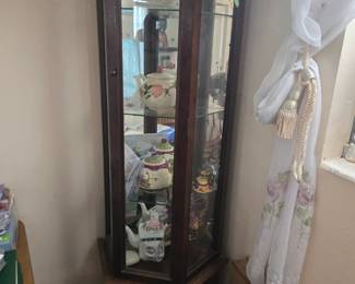 Display Cabinet