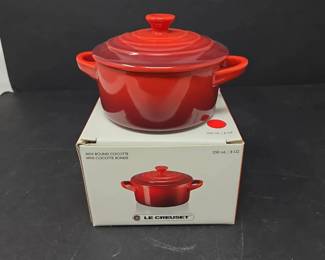 Le Creuset Stoneware Mini Round Cocotte
