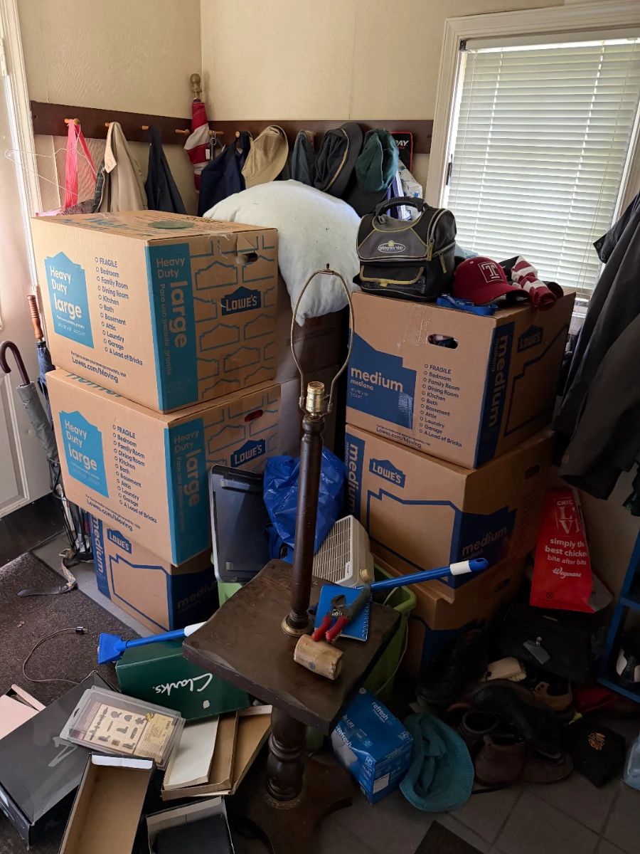 mystery boxes, lamp lunch box