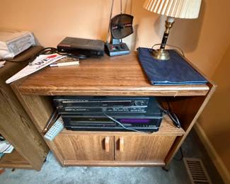 tv stand, vcr