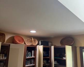 baskets, glassware kitchen items