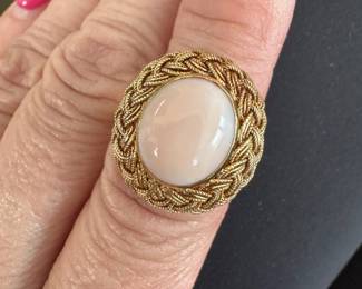 18k Angel Skin Coral Gold Ring