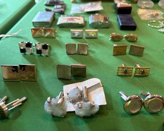 complete sets of vintage cuff links! 