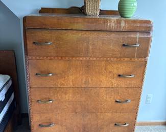 Gorgeous 19th century wooden chest of drawers