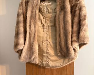 Dittrich Fur Blonde Mink Shrug in great condition