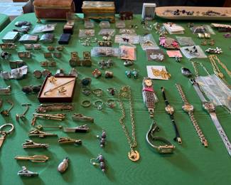 Tie clips. watches, cuff links, jewelry boxes and more! 