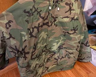 U.S. Military ECWCS Gen 1 Woodland Camo Cold Weather Parka