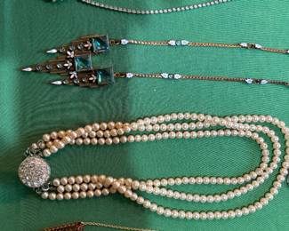 Faux pearl necklace