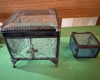 Beautiful glass jewelry box