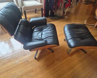 Herman Miller Eames Lounge Chair and Ottoman 