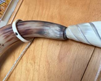 Vintage Argentine Cow Horn Decor fourth image