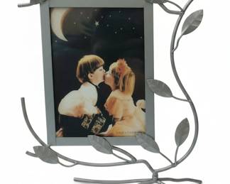 Silver Metal Branch and Leaf Picture Frame