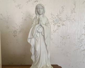 Vintage Bisque Porcelain Virgin Mary Figural Lamp