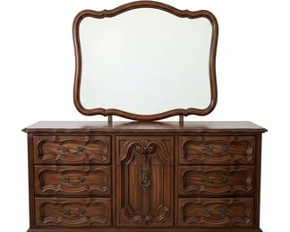 Thomasville French Provincial Serpentine Nine Drawer Dresser with Mirror third image