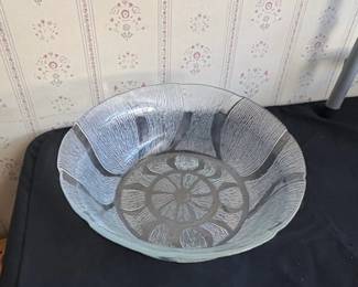 Arcoroc Fleur Serving Bowl