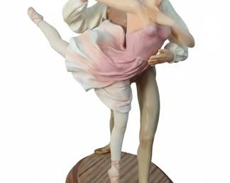Giuseppe Armani Grand Jete Ballet Dancers Figurine