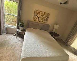 Tempurpedic bed in excellent condition, Headboards, nightstands.