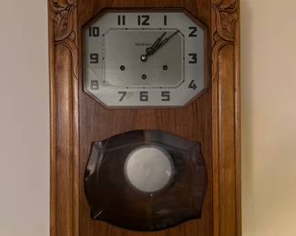 Vedette Carved Art Deco Clock - Working