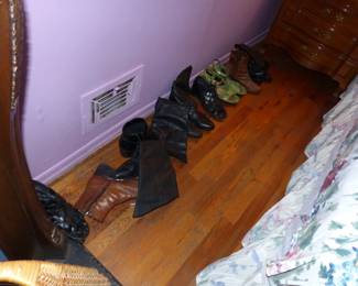 Women's Shoes Size 10