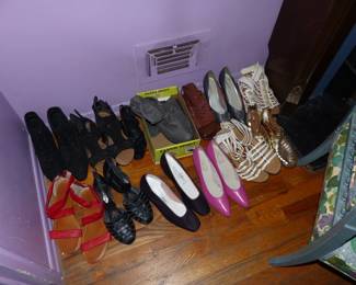 Women's Shoes Size 10