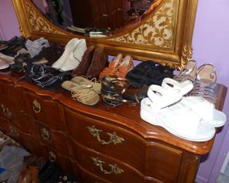 Women's Shoes Size 10