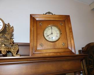 Mantel Clock