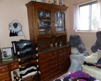 Vintage Bedroom Furniture, 2 Beds, Bedding, Clothing, Belts, Scarves