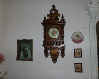 Antique Wall Clock, Wall Hangings