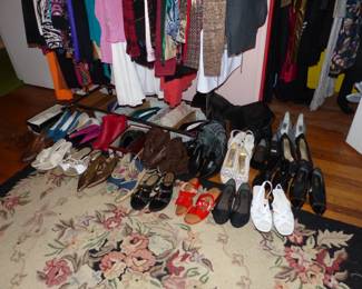 Women's Shoes Size 10