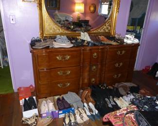 John Widdicomb Dresser, Large Ornate Mirror, Women's Shoes