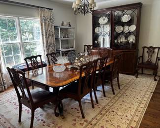 Baker double pedestal mahogany Dining Table with satin & ebony wood banding 