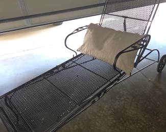 Metal lounger