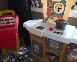 Step 2 kitchen