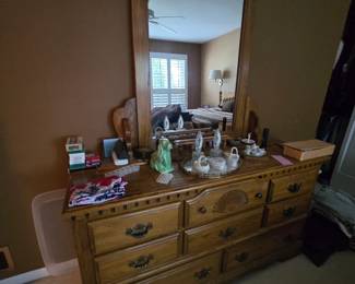 OAK TRIPLE-DRESSER W/ MIRROR, PRICED TO SELL/ PRE-SELL