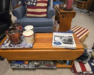 MAPLE COFFEE TABLE W/2 DROP LEAF, KNOTTY PINE DROP LEAF ACCENT TABLE - END TABLE