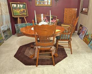 Vintage DR Clawfoot Table 