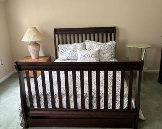 Wood bed that converts to a crib