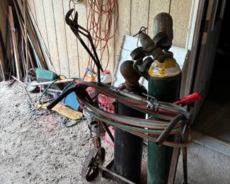 Acetylene tanks